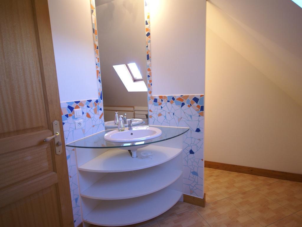 Modern Holiday Home With Private Pool Loubressac Δωμάτιο φωτογραφία